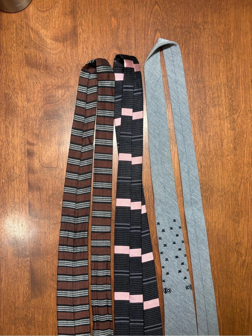 Arrow Men's Tie Set — Brown, Black & Pink, Gray